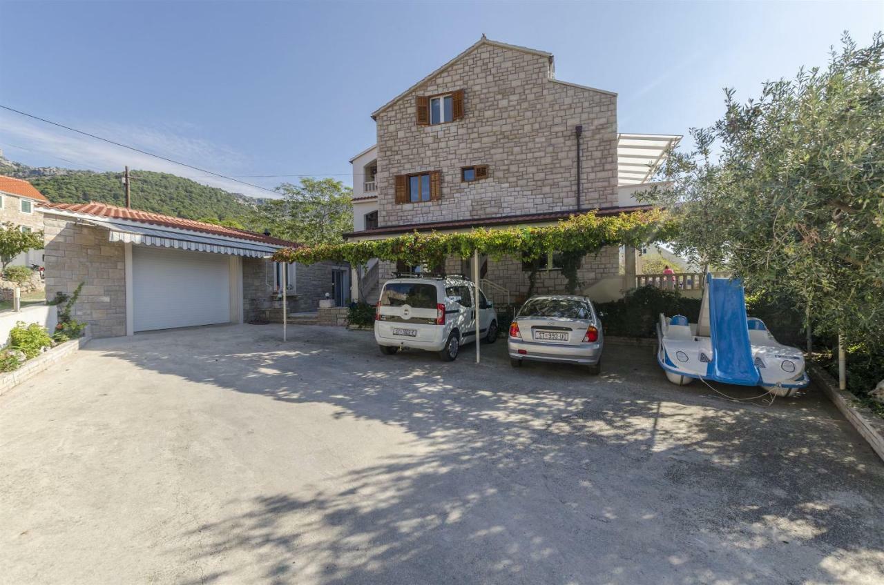 Apartments And Rooms Lea Bol Dış mekan fotoğraf